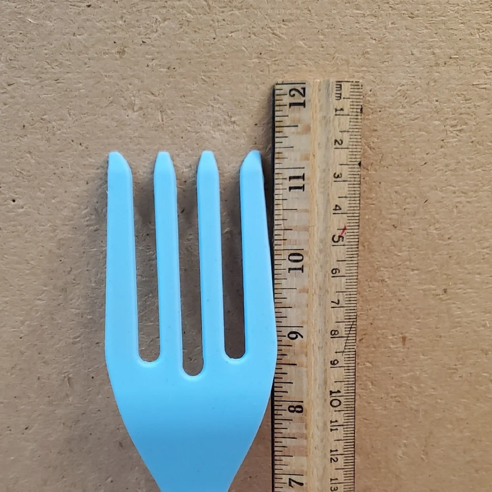 Weight Watchers Blue Silicone Serving Fork